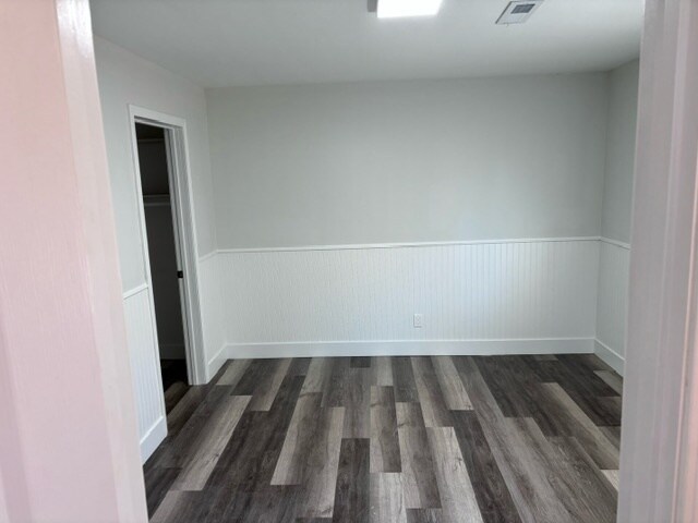 Foto del edificio - 1908 Rhodes St