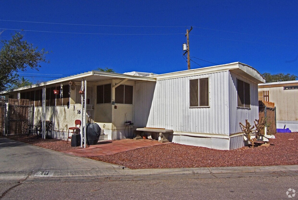 Foto principal - AAA Mobile Home Park