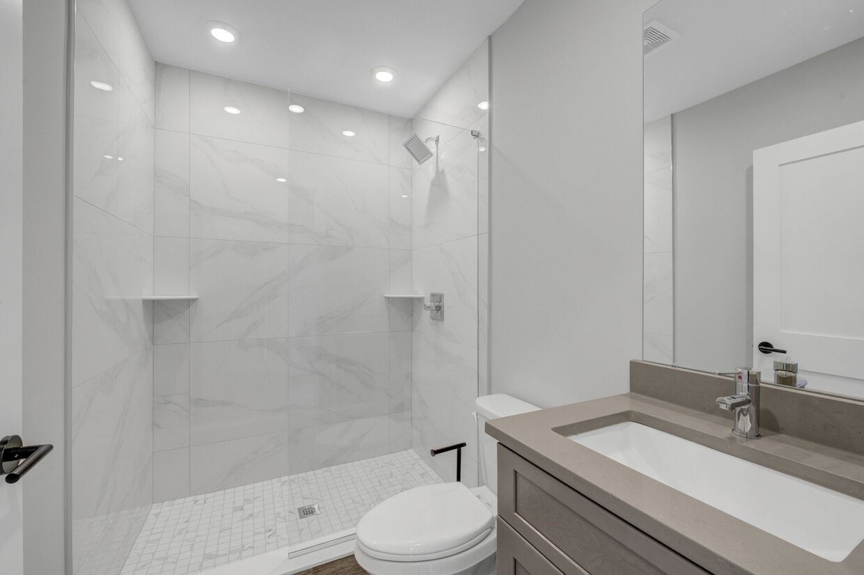 Foto principal - 1205 S 15th Street