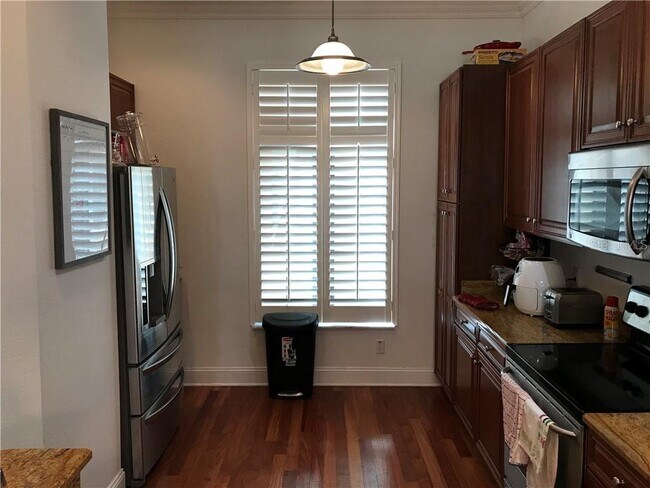Building Photo - 2219 Soho Bay Ct