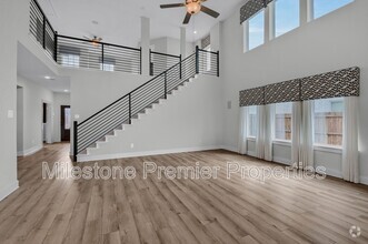 Building Photo - 1902 Aleia Cv