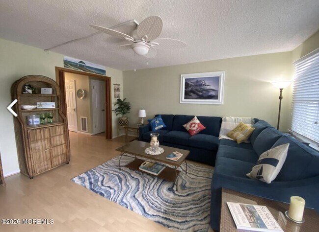 Foto del edificio - 10 SE Central Ave