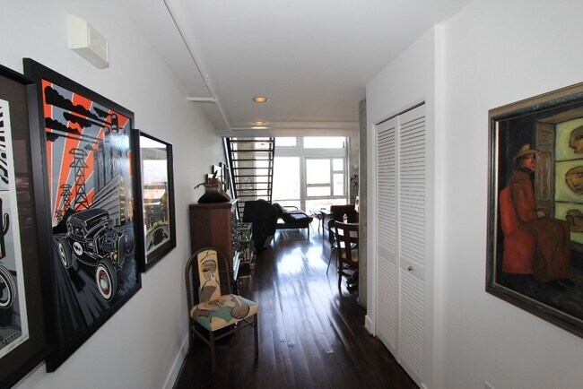 Building Photo - Chic Furnished Living at The Sierra at Jac...