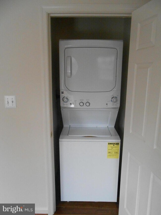 Foto del edificio - 209 Eastside Ln