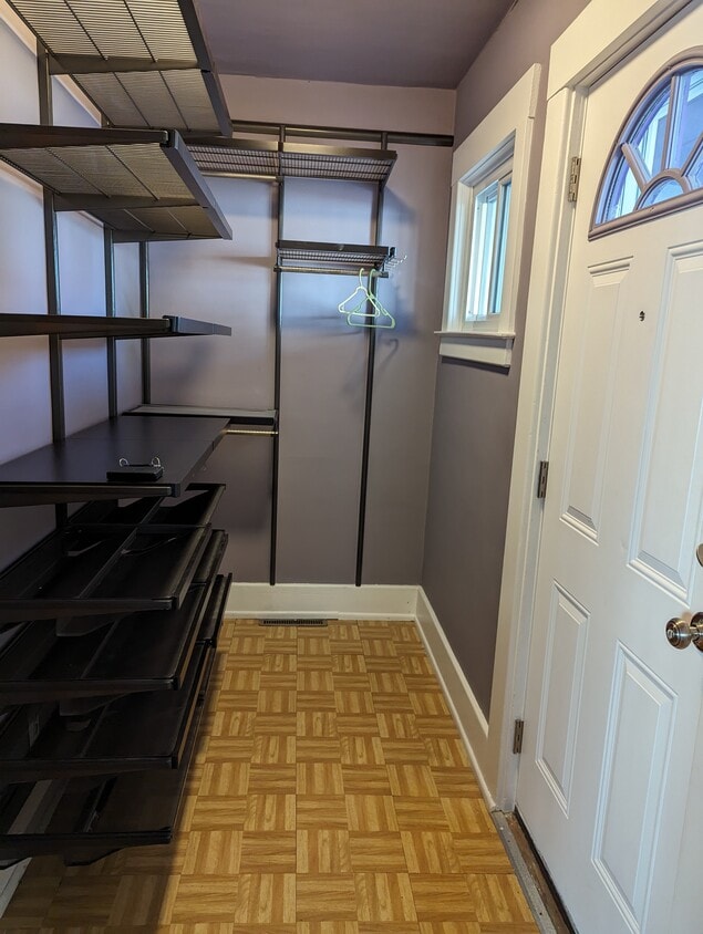 entrada - 9451 Gallagher St