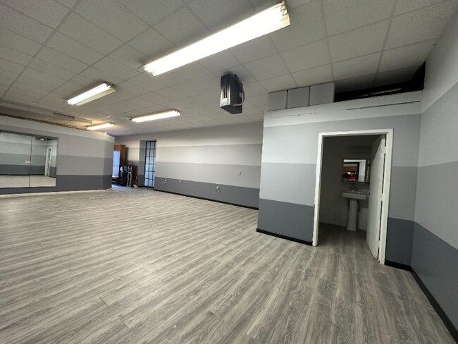 Foto del edificio - 4721 Stamp Rd