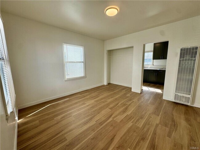 Foto del edificio - 2653 Cloverdale Ave