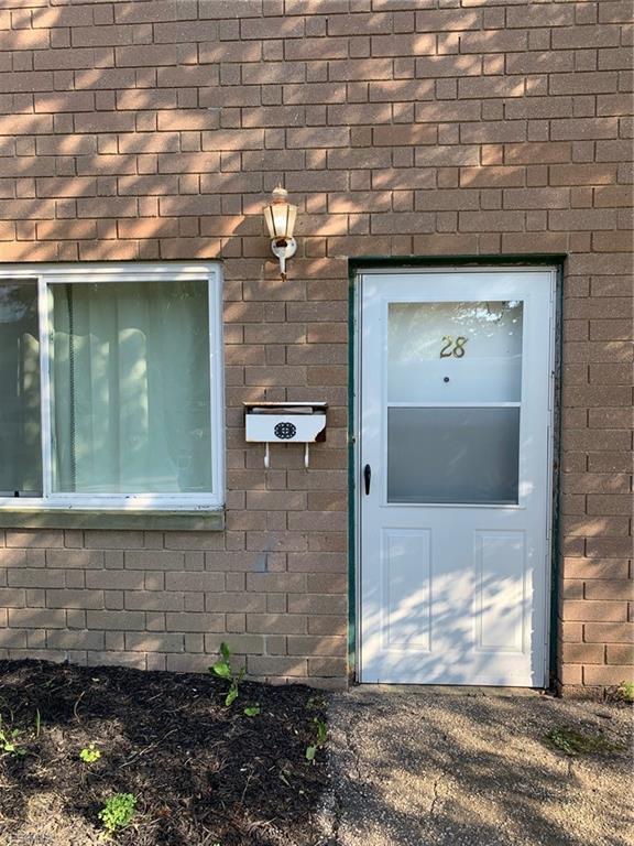 Foto principal - 797 Babbitt Rd