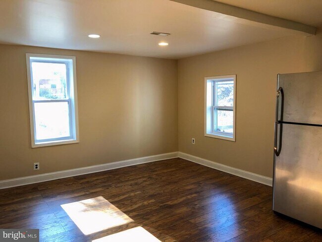 Foto del edificio - 1352 Ashbourne Rd