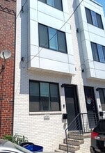 Building Photo - 2923 Gerritt St