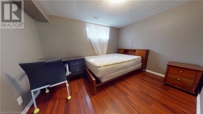 Building Photo - 442 Blythwood Pl