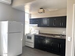Foto principal - 633 E 9th St