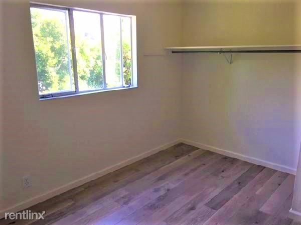Foto del edificio - 3 br, 1 bath Apartment - 2118 Channing Way F