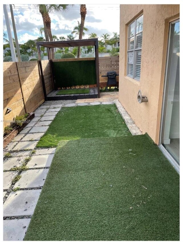 Foto principal - 4360 NW 79th Ave