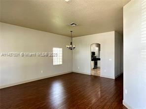 Foto del edificio - 4 br, 2 bath House - Grove Place