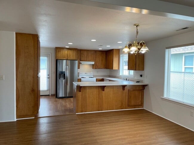 Foto del edificio - This is a Wonderful 2 Bed 2 Bath-Located in the Beautiful Town of Eagle Point