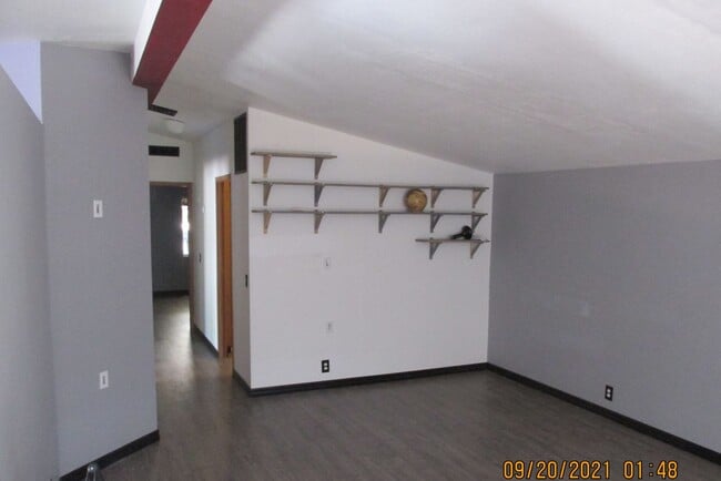 Photo - Nice One Level Single Family Home Located in a quiet Cul-de-sac!  Water & sewer is Included !