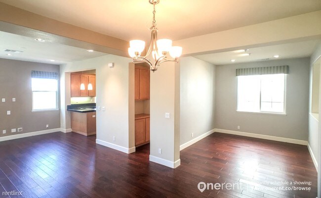 Building Photo - 2260 Hendy Ln