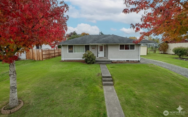 Building Photo - 426 10th St