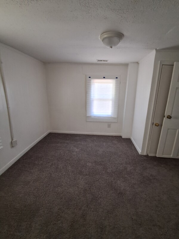 Foto del edificio - 2317 Slater Ave