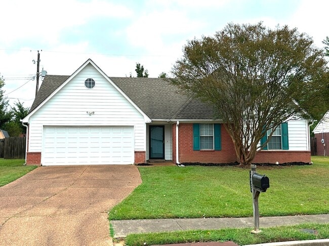 Don’t miss the chance to call this your ho... - Don’t miss the chance to call this your ho... House