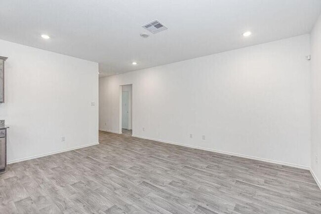 Foto del edificio - 29403 Cayman Cyn Wy