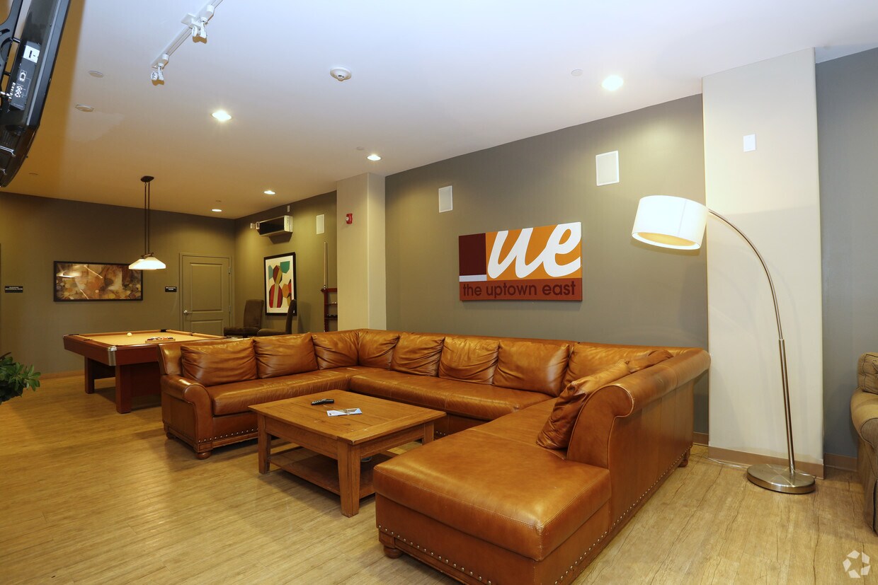 Uptown East Apartments Valparaiso, IN