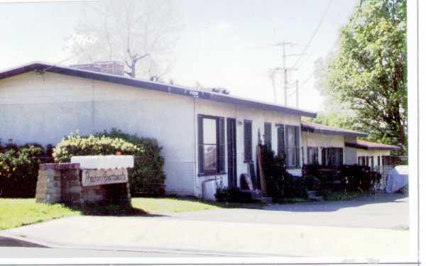 Primary Photo - Preston Apartments