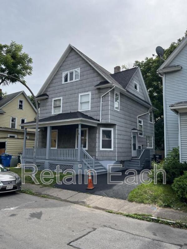 Primary Photo - 5 Schwartz St