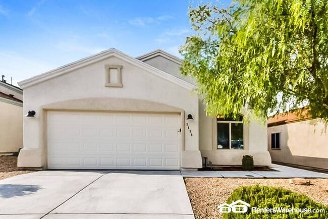 Spacious updated 4 Bed, 3 Bath home in Tucson photo'
