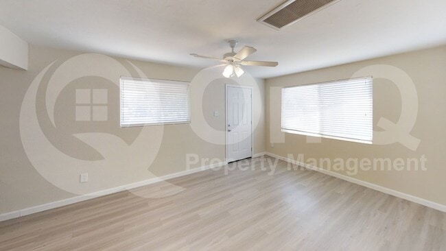 Building Photo - 1119 N 35th St