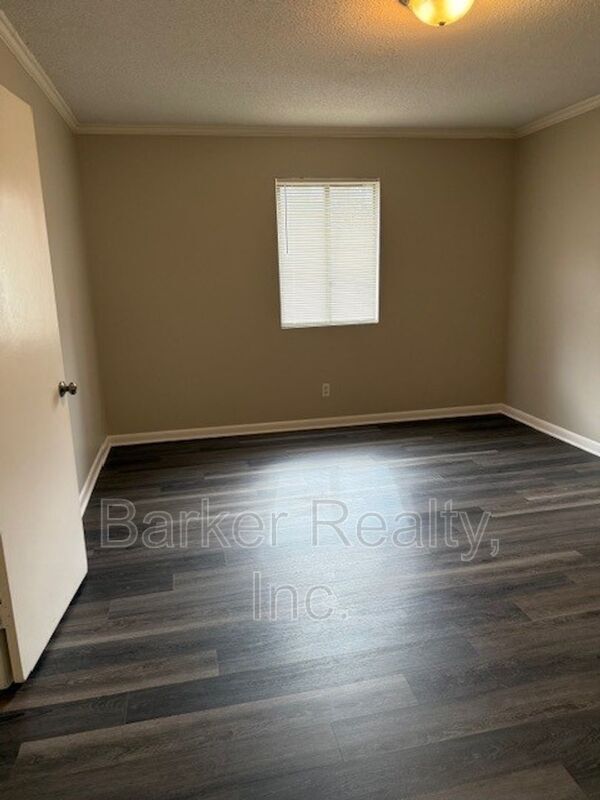 Foto del edificio - 203 E Ransom St