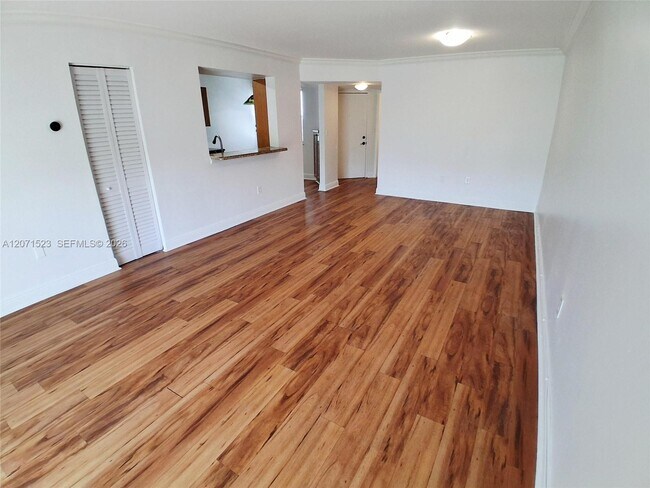 Building Photo - 4621 NW 97th Ct