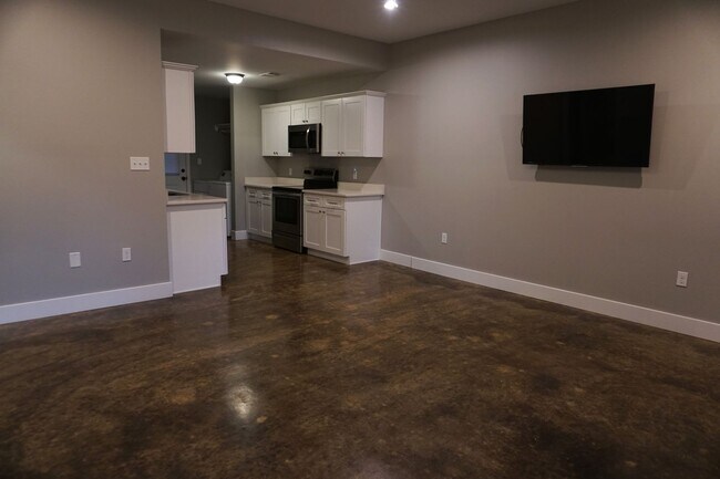 Foto del edificio - 410 W Matthews Ave