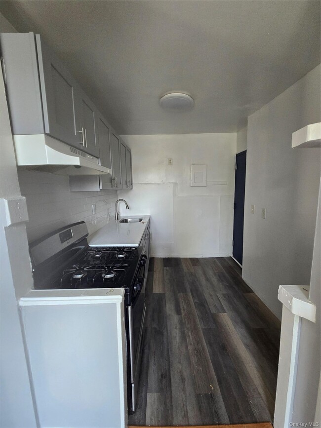 Building Photo - 116-71 Sutphin Blvd