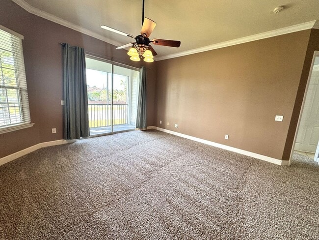 Building Photo - 3BR/3BA Eagle Harbor Condo w/ Garage