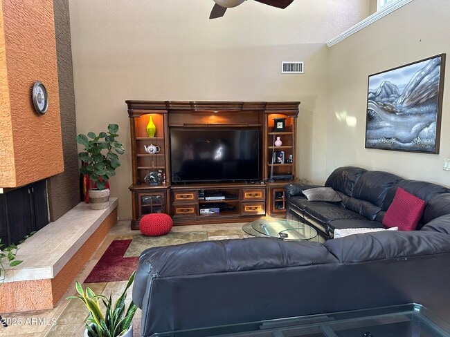 Foto del edificio - 8377 E Thoroughbred Trail