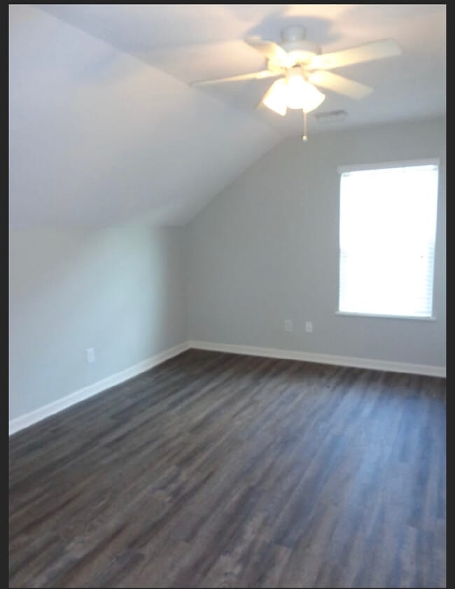 Building Photo - 1788 Benelli St