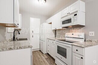 Building Photo - 10300 W 107th Ct
