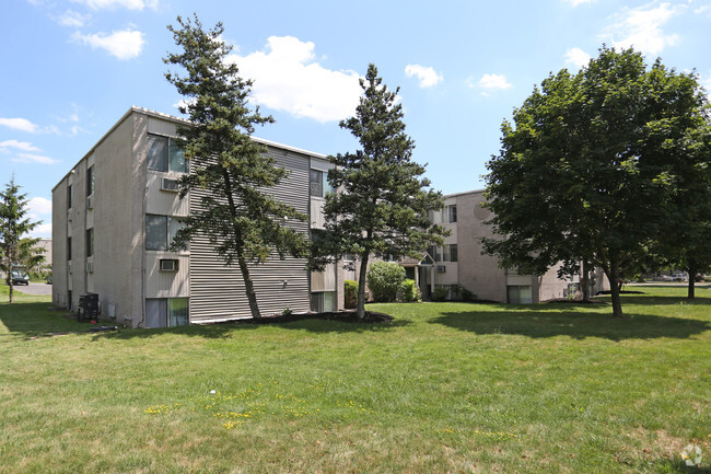 Building Photo - Ridgewood Apartments