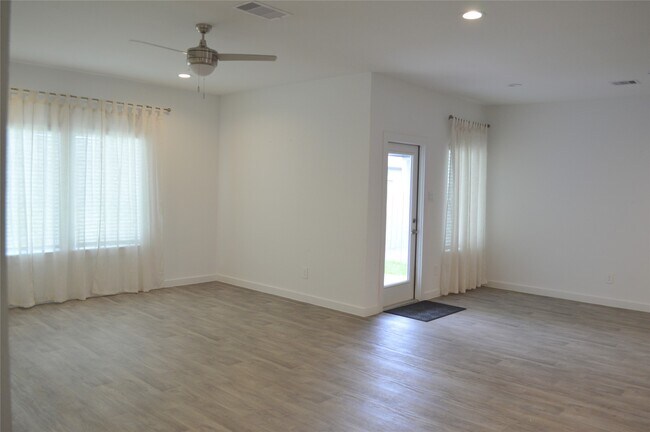 Foto del edificio - 10313 Cascade Range Ln