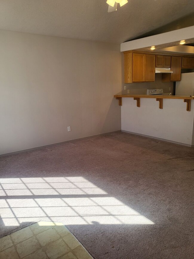 Building Photo - Cute Nampa Home