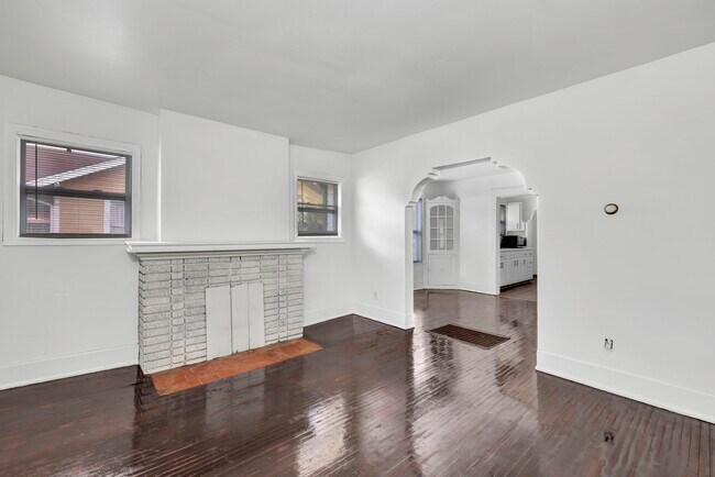 Foto del edificio - 4929 Avenue R