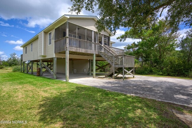 Building Photo - 222 Waterway Dr
