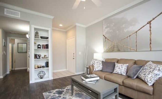 Building Photo - 1 bedroom in Houston TX 77090