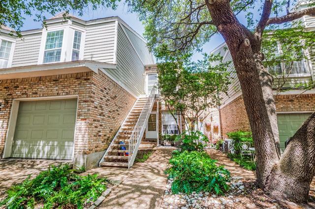 Foto principal - 7151 Gaston Ave