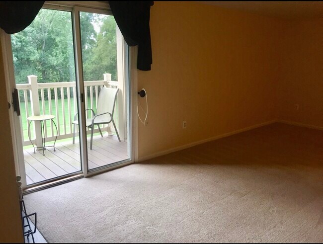 Foto del edificio - 815 Stratford Way