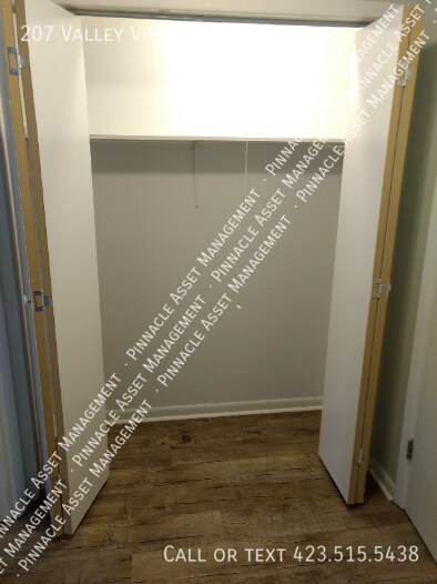 Foto del edificio - 207 Valley View Ave