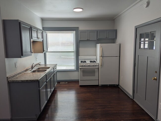 Foto del edificio - 473 Walnut St