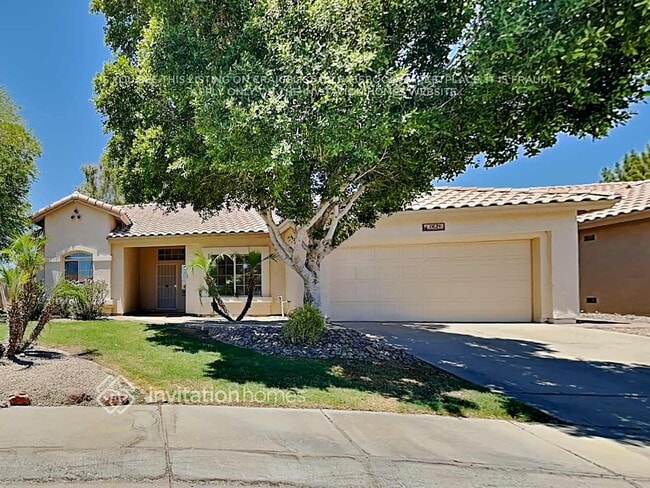 Building Photo - 11634 W Clover Way